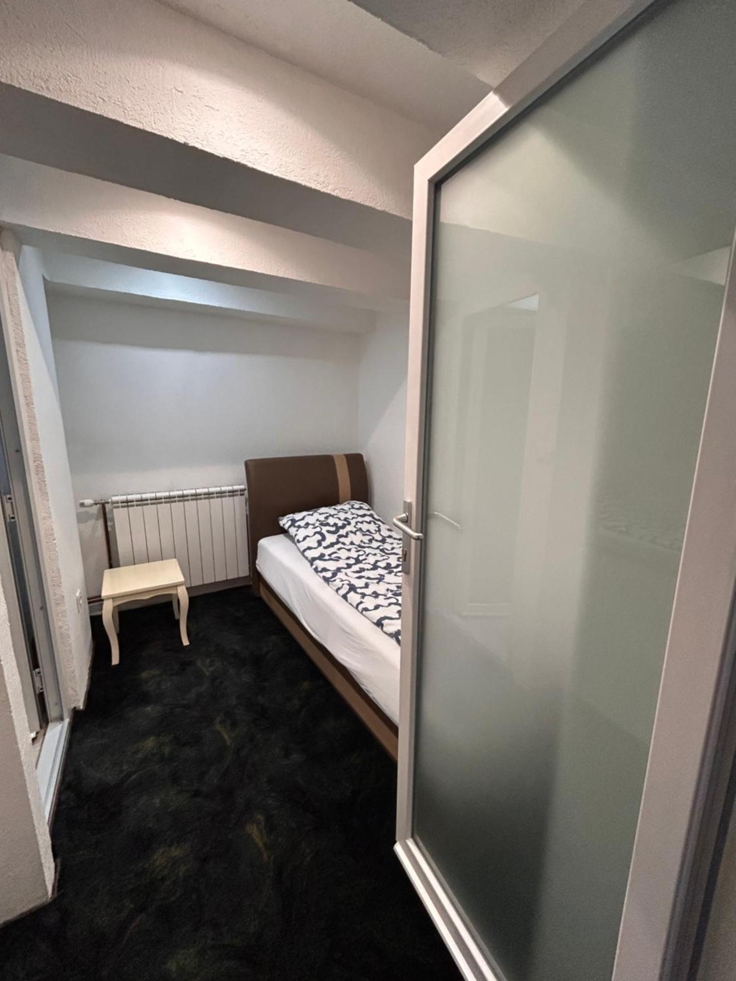 Latin Bridge Apartment Сараево Екстериор снимка